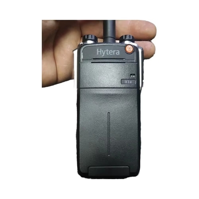 खरीदें Hytera X1e DMR वाकी टॉक 5W UHF/VHF IP54 32 चैनल ऑनलाइन निर्माण