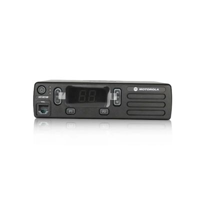 खरीदें Motorola DM1400 XIR VHF/UHF Two-Way Radio 5W Output Power ऑनलाइन निर्माण
