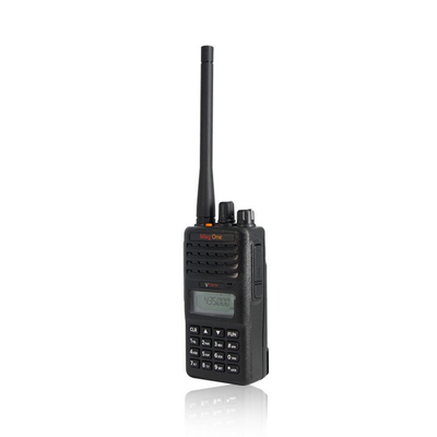 मोटोरोला Vz-18 दो-तरफा रेडियो 2500-3000mah बैटरी क्षमता 128 स्टोरेज चैनलों और डिजिटल मोबाइल रेडियो प्रकार के साथ