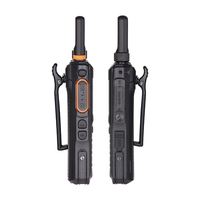 INRICO T640A POC लंबी दूरी दो तरफ़ा रेडियो 15 घंटे बात करने का समय DMR मोड POC लंबी दूरी दो तरफ़ा रेडियो IP54 रेटिंग अंतर्निहित एंटीना के साथ अल्ट्रा पतला पोर्टेबल डिज़ाइन
